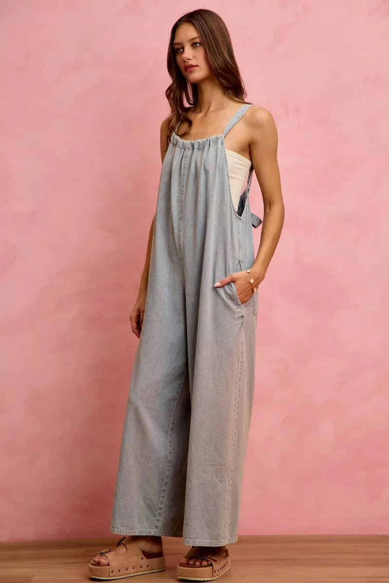 Light blue SO ME wide-leg lightweight denim overalls with adjustable straps and front pockets, stylish and casual for everyday wear.